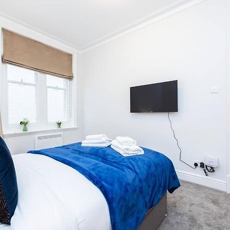 לונדון Stylish Studio In Leicester Square מראה חיצוני תמונה