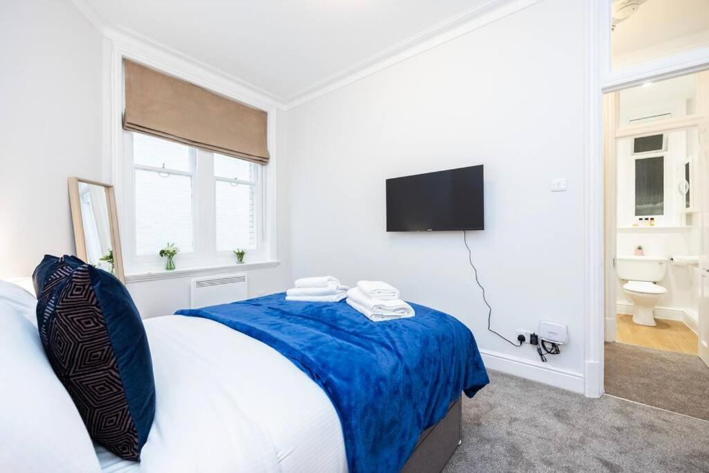 לונדון Stylish Studio In Leicester Square מראה חיצוני תמונה